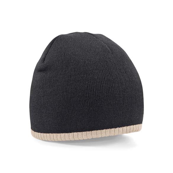 Two-tone pull-on beanie